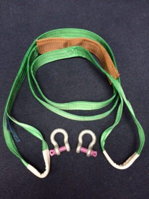 D2000kg x 4m Towing Strop with Shackles