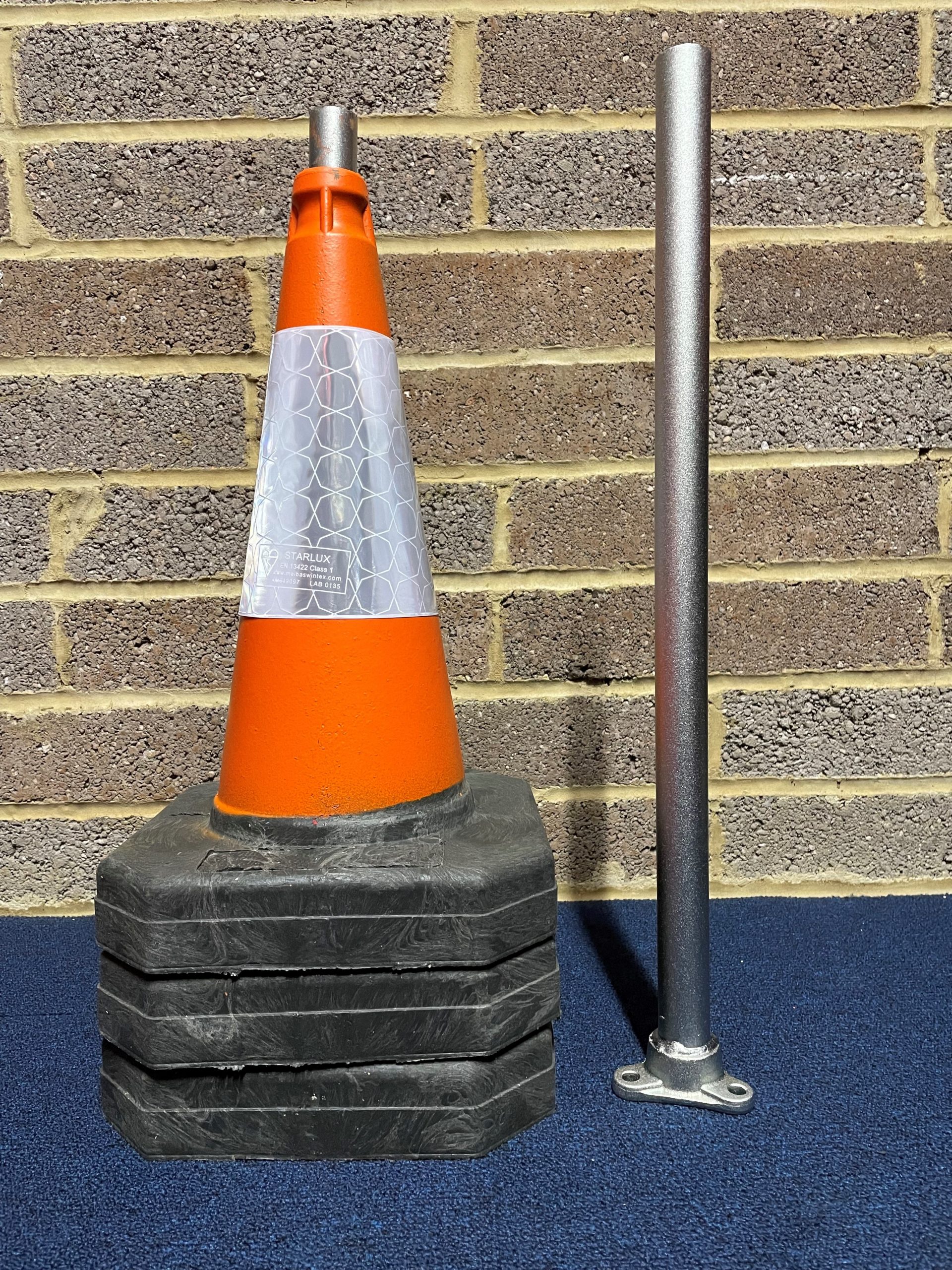 Cone Pole