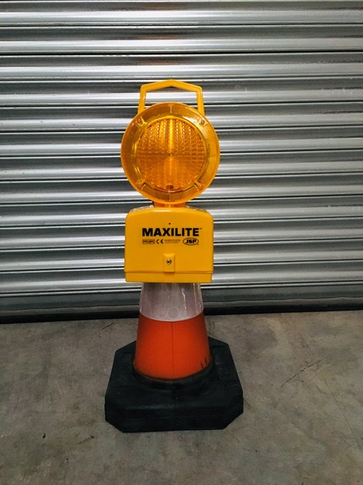 Cone 460mm with MaxiLite Pair