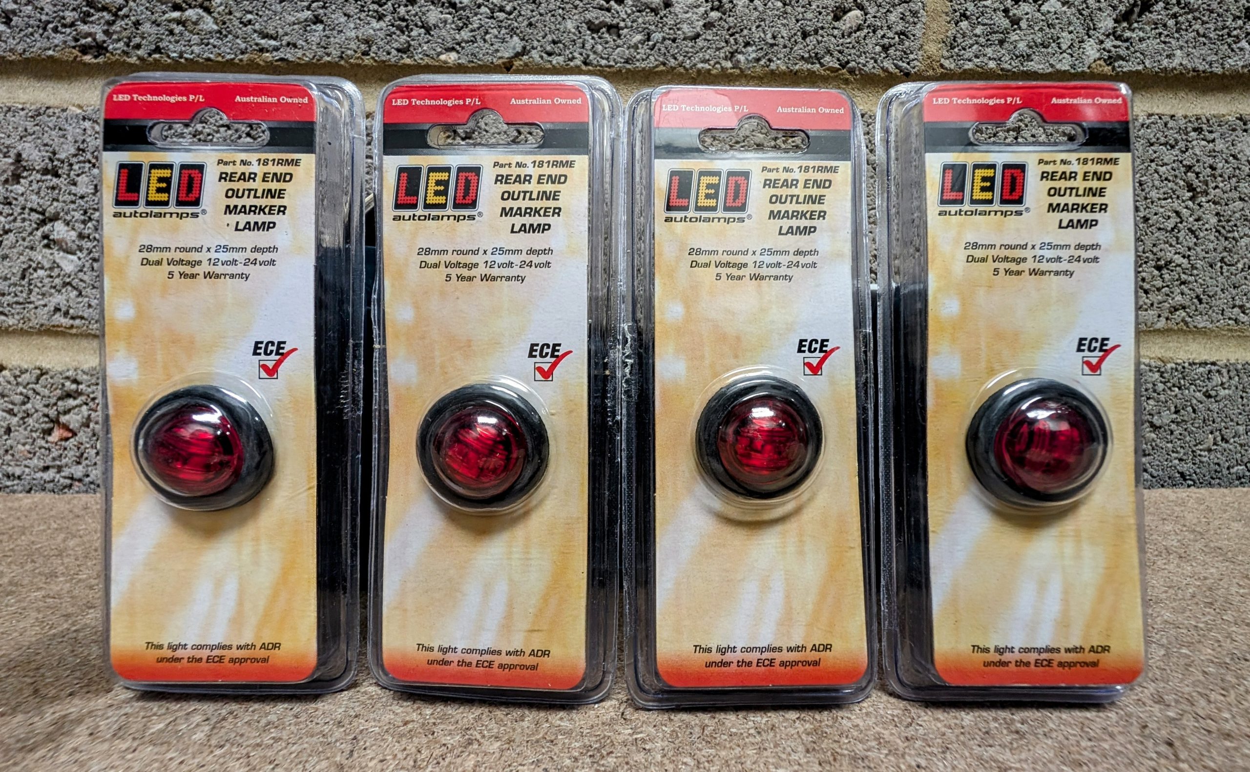 Round Rear End Marker Lamp Red 181RME